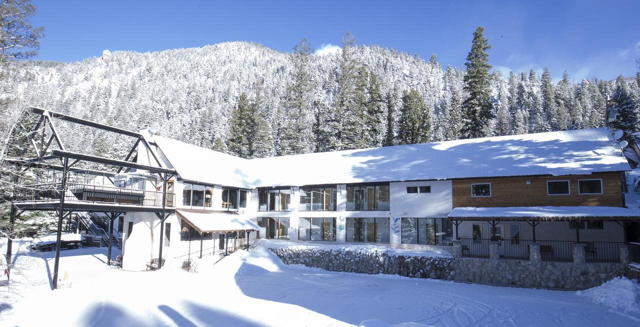 Columbine Inn & Conference Center Taos Ski Valley Exterior photo